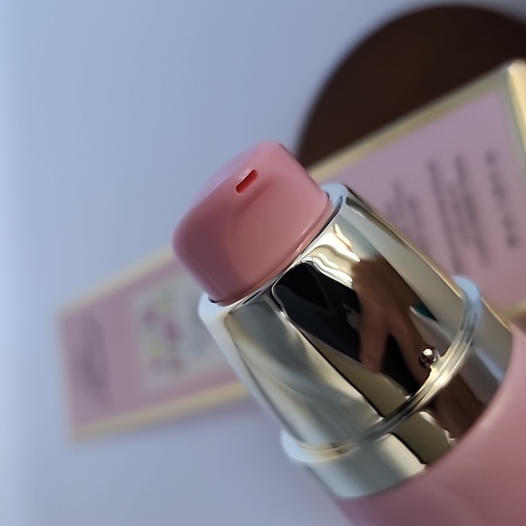 Too Faced Tutti Frutti Dew You Full Coverage Fresh Glow Foundation - Van… - Picture 10 of 10